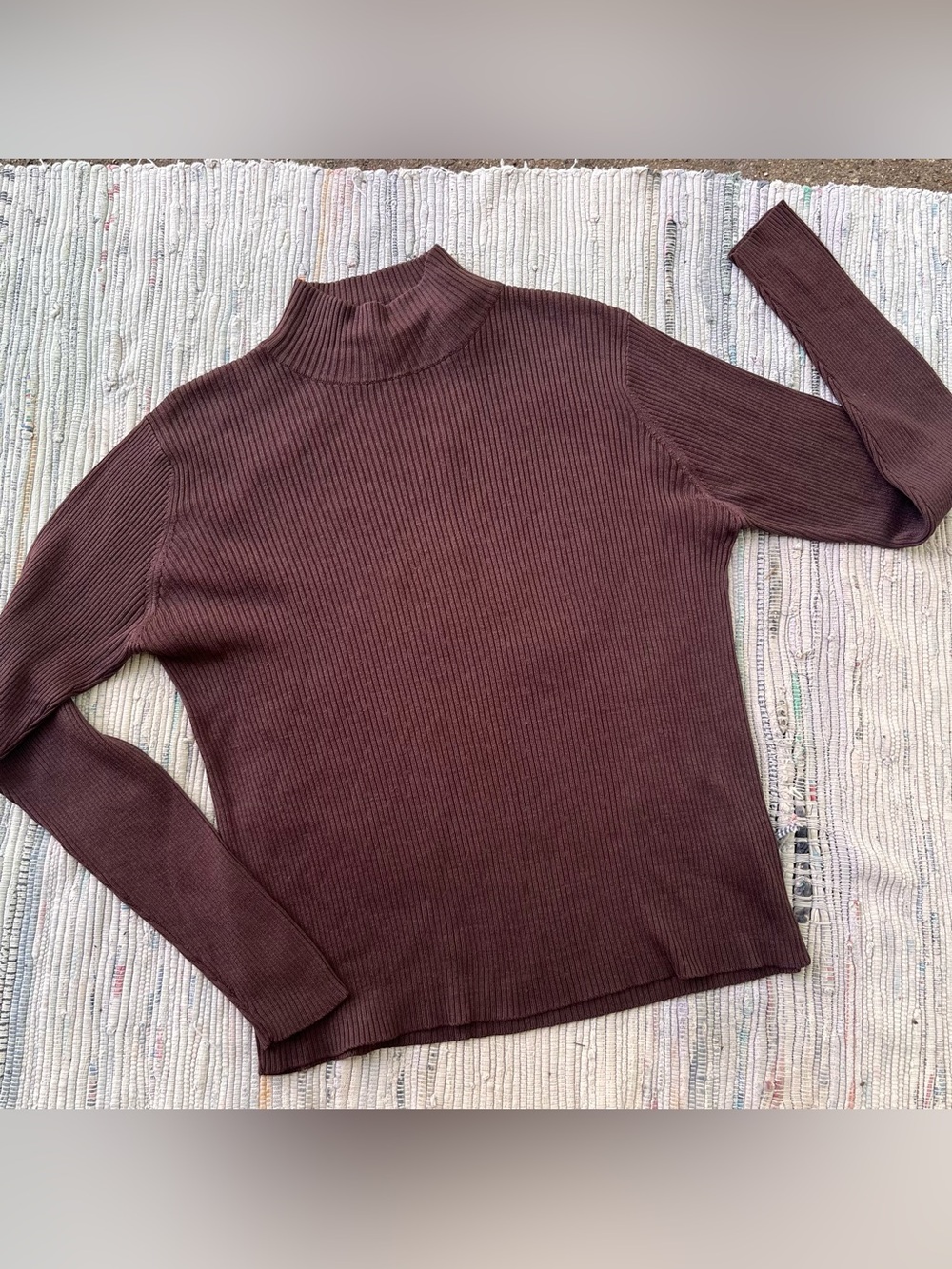 Vintage 100% silk Ribbed Mock Turtleneck